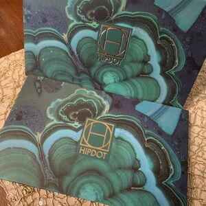 HipDot Green and Blue Eyeshadow Palette